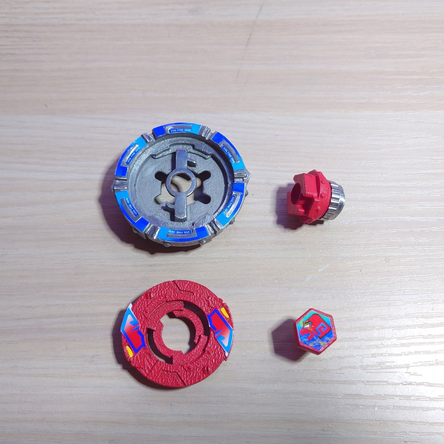 FULL METAL Beyblade Voltaic Ape MFB