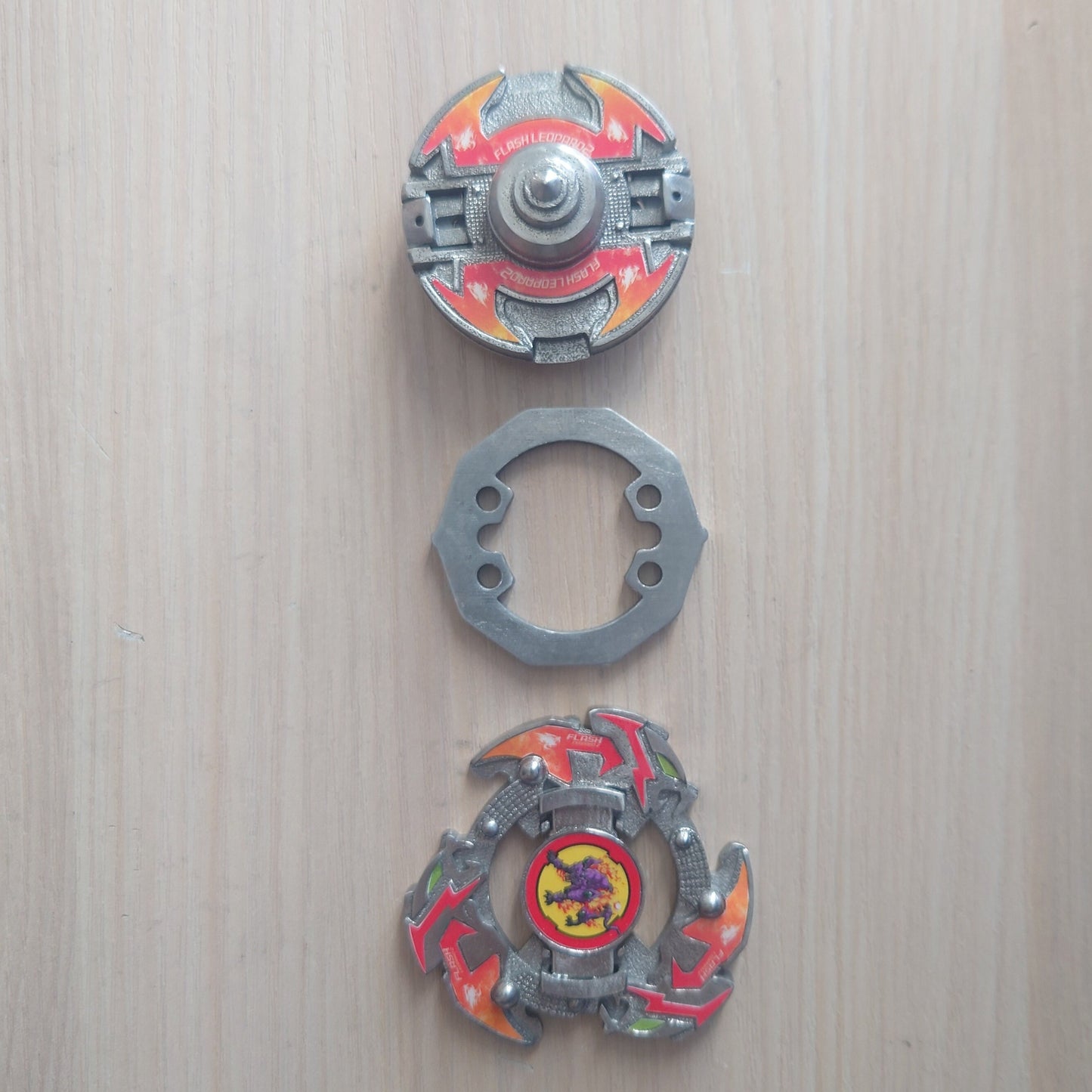 FULL METAL Beyblade Flash Leopard 2 (Stainless steel)