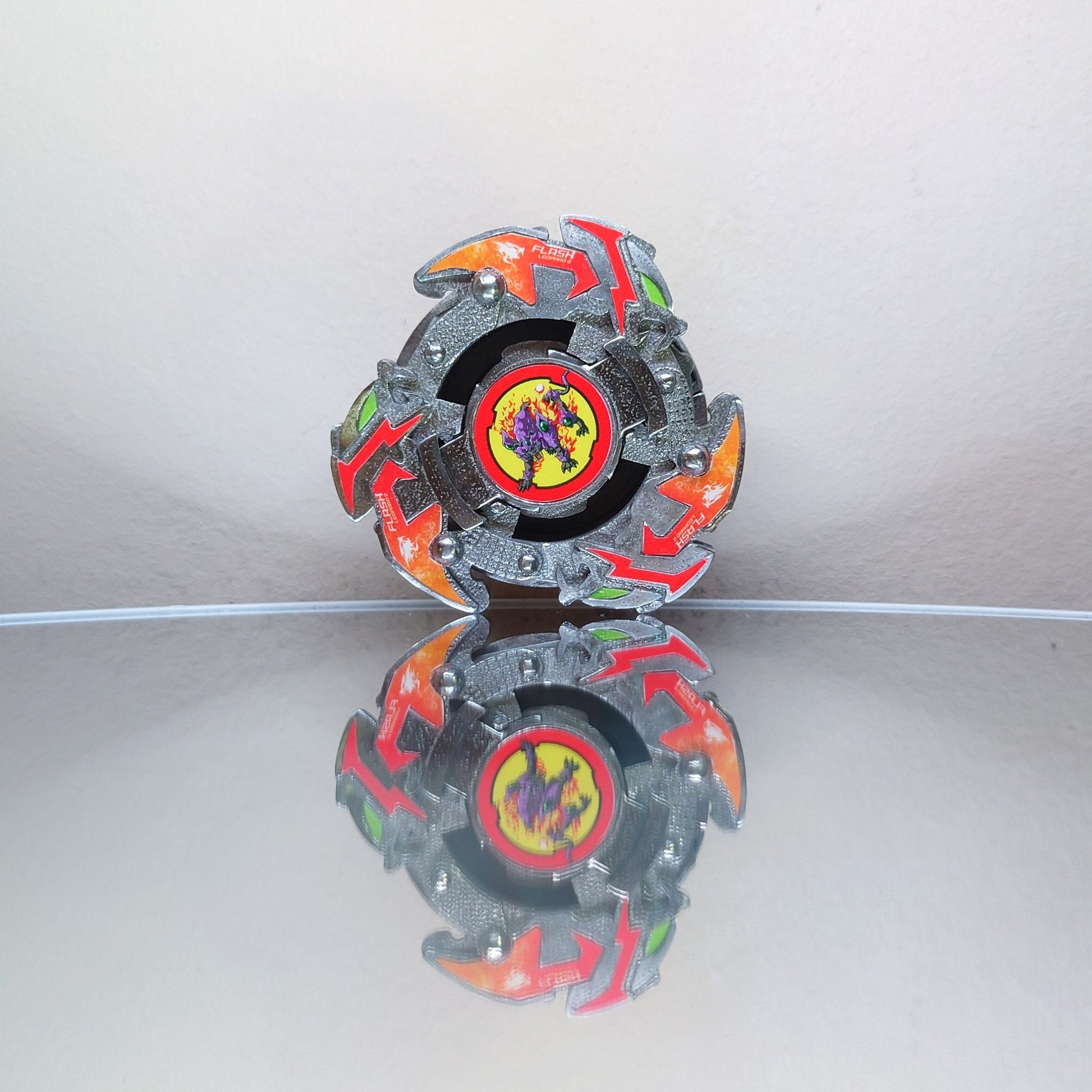 FULL METAL Beyblade Flash Leopard 2 (Stainless steel)