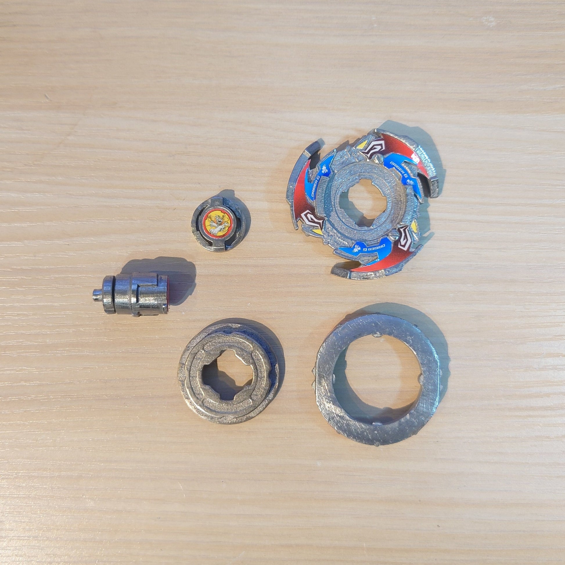 FULL METAL Beyblade Driger MG (Stainless Steel)
