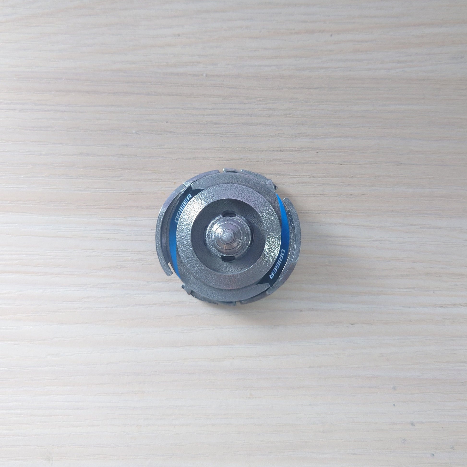 FULL METAL Beyblade Driger MV2 (Stainless steel)