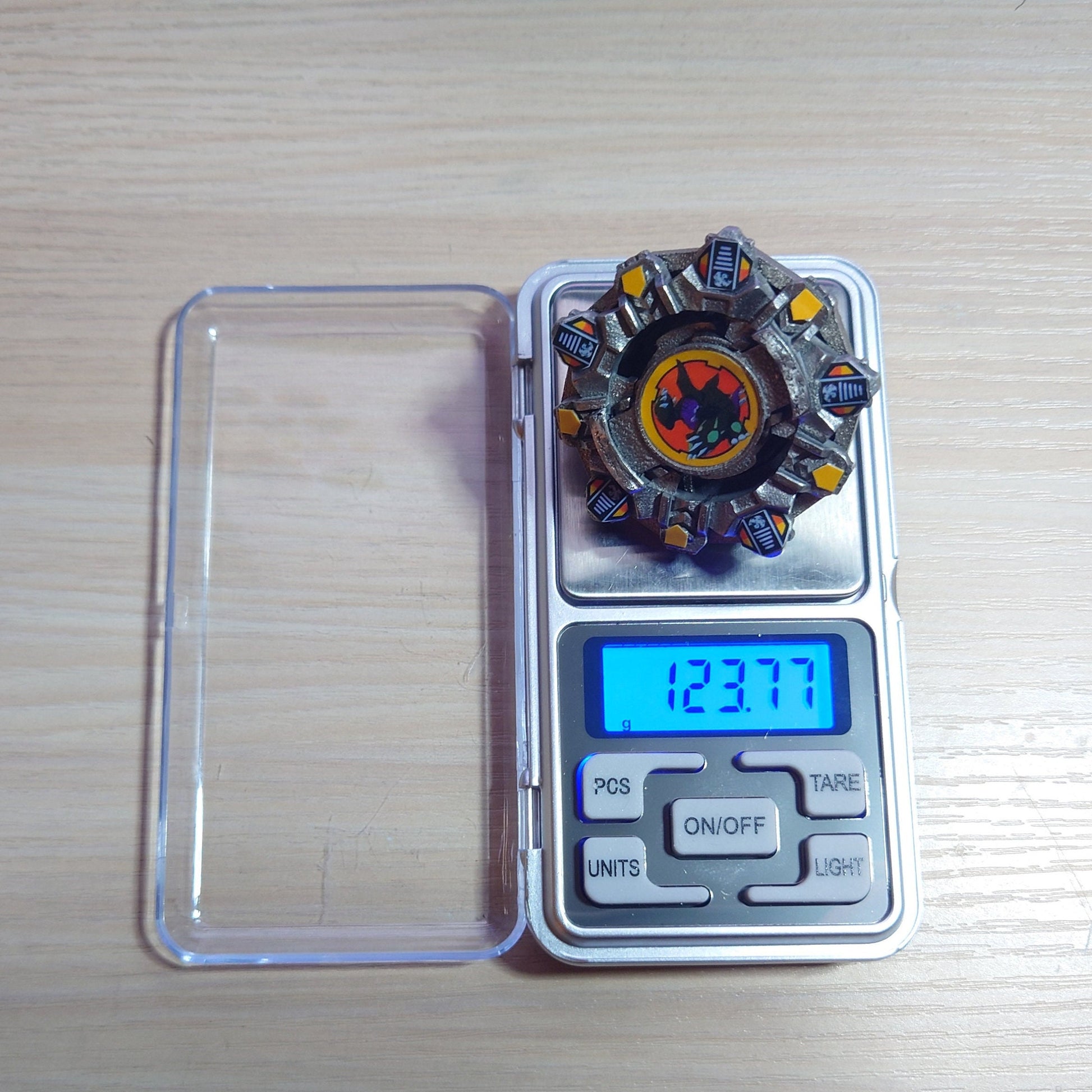 FULL METAL Beyblade Draciel V (Stainless steel)