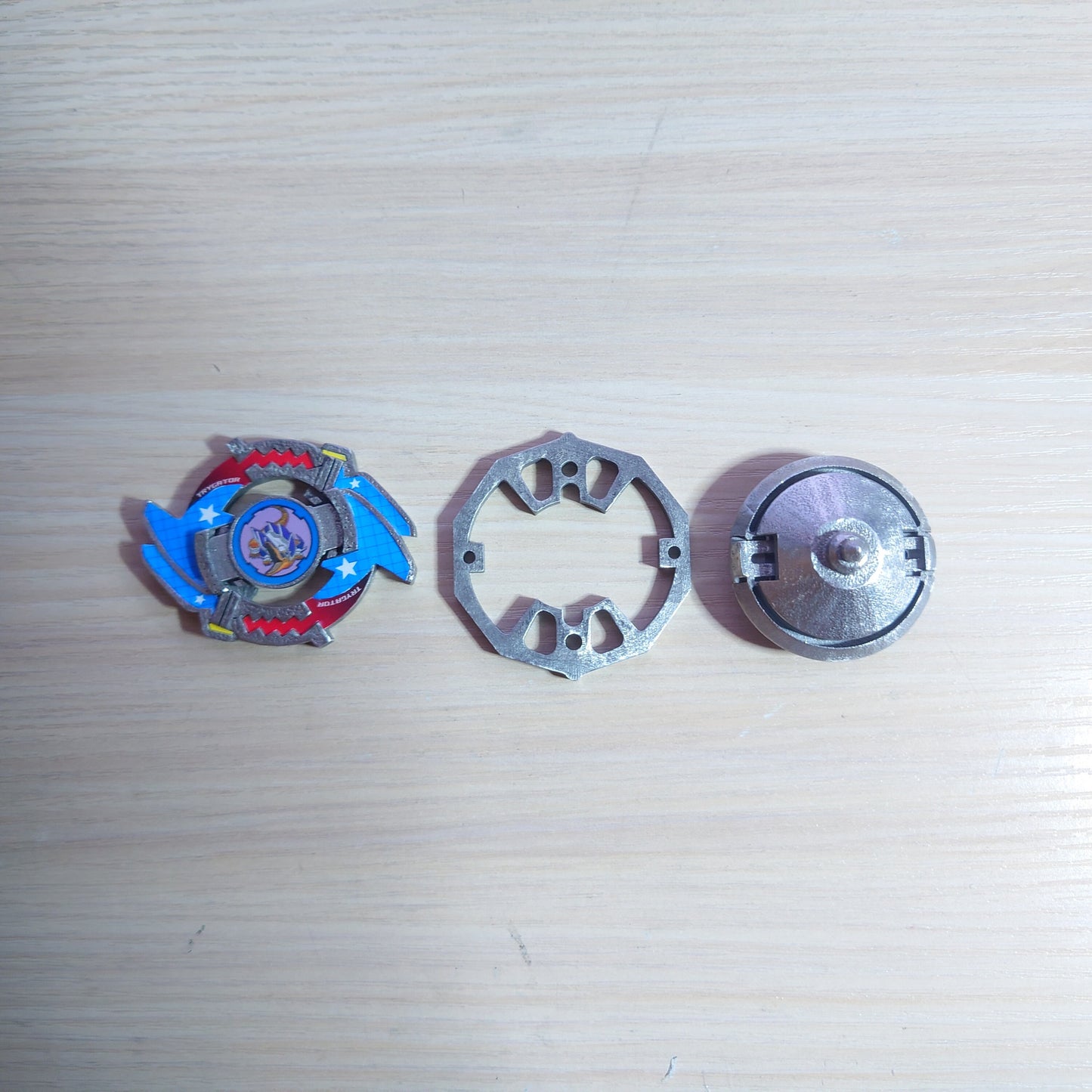 FULL METAL Beyblade Trygator (Stainless steel)