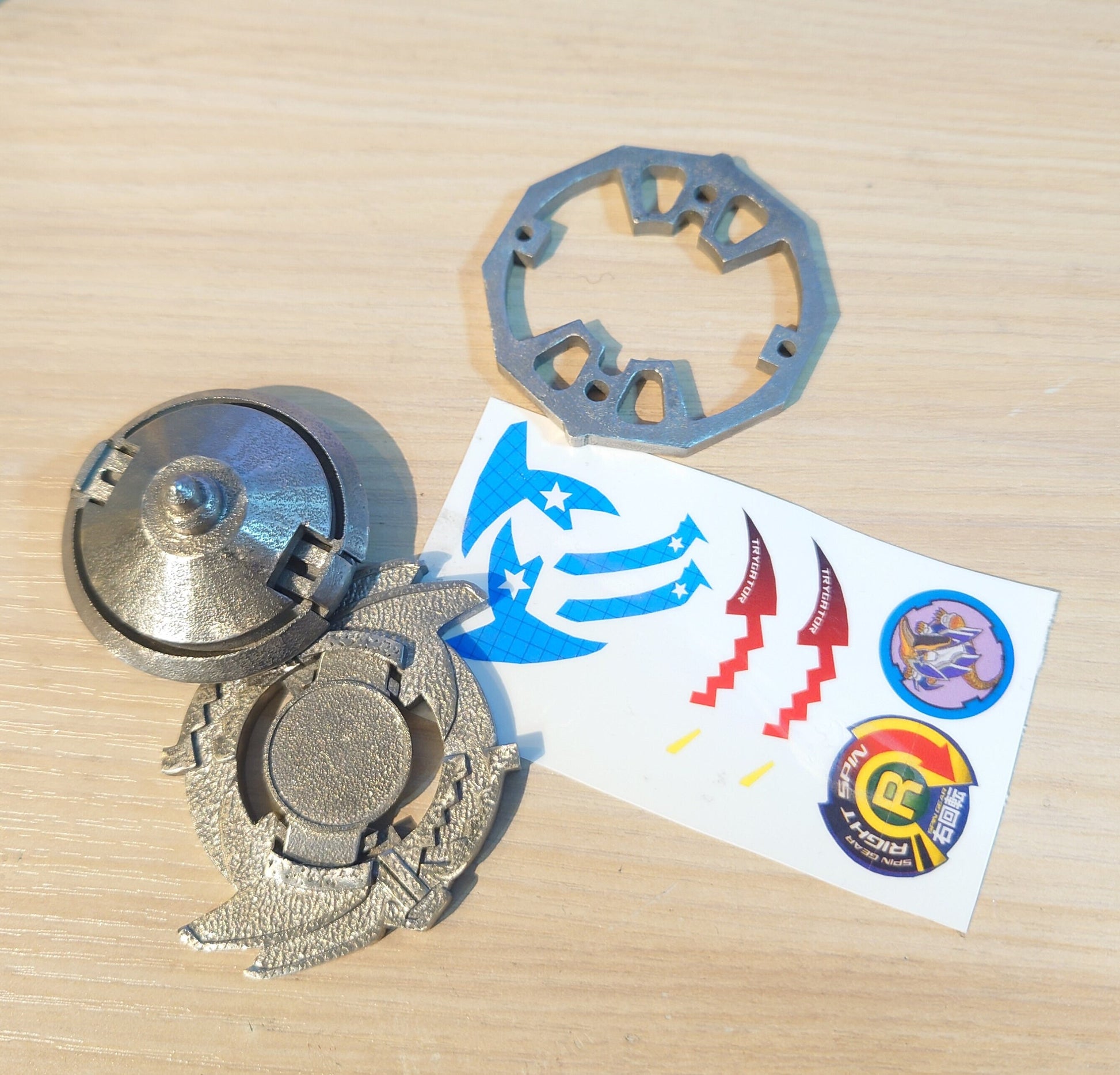 FULL METAL Beyblade Trygator (Stainless steel)
