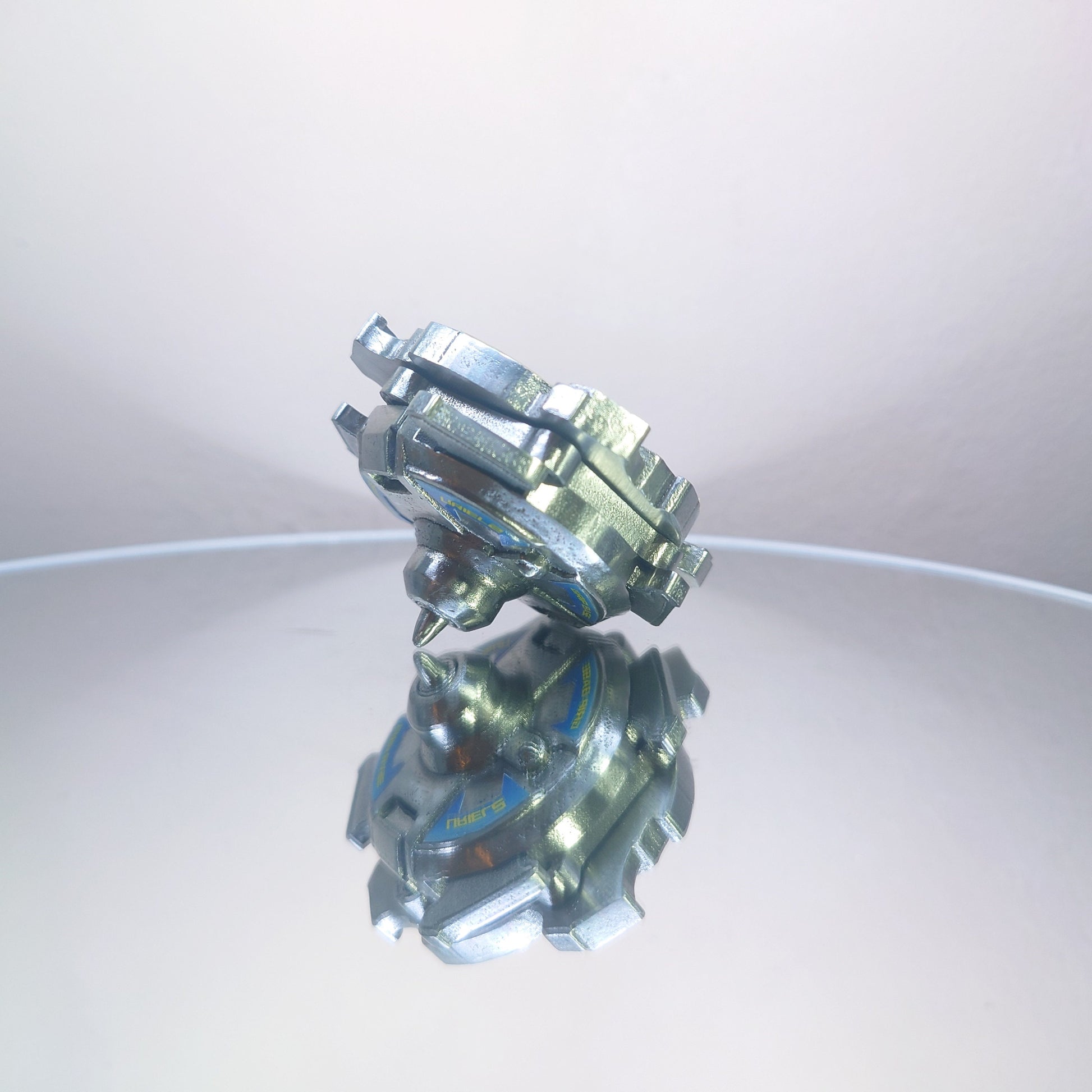 FULL METAL Beyblade Uriel 2 (Stainless steel)