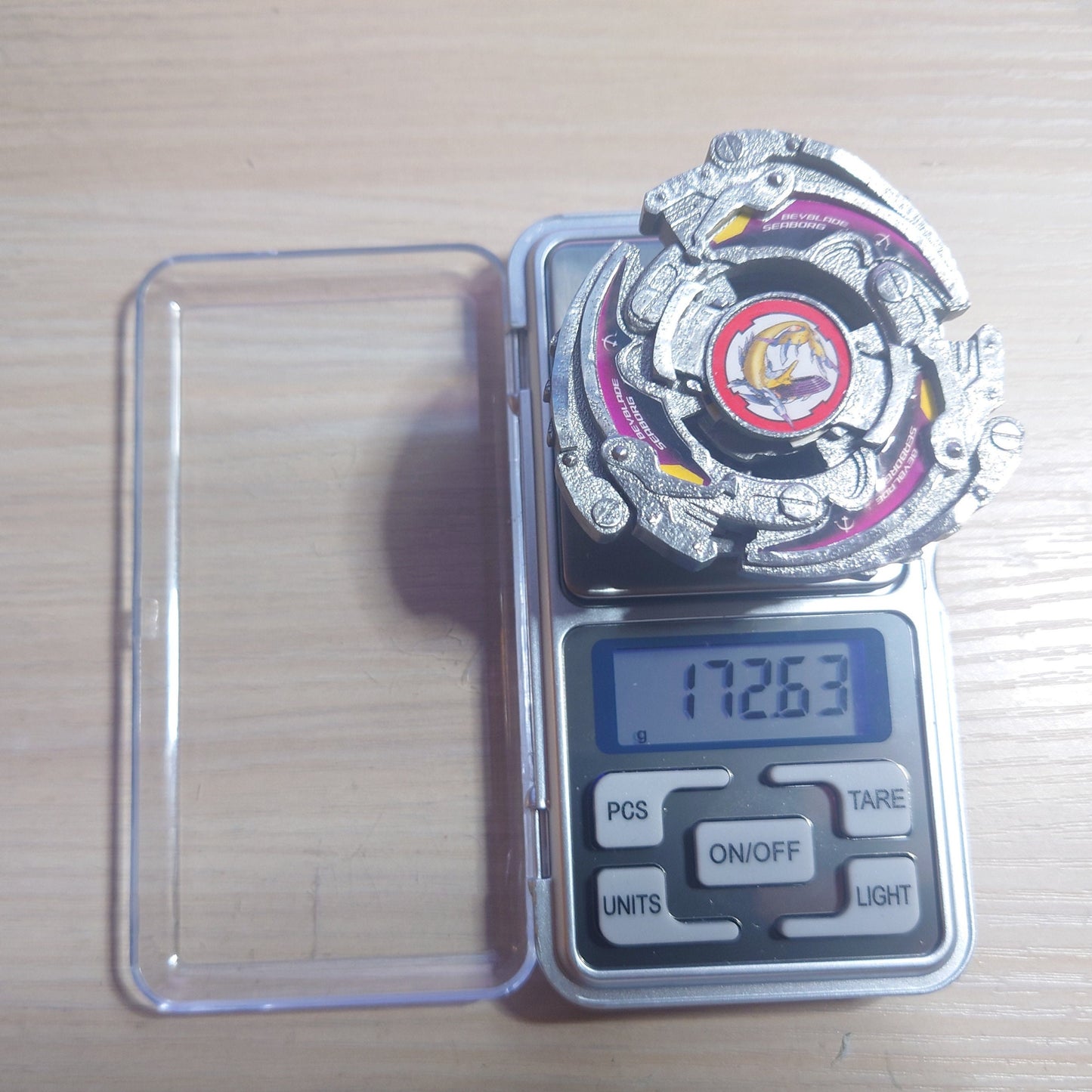 FULL METAL Beyblade Seaborg 2 (Stainless steel)