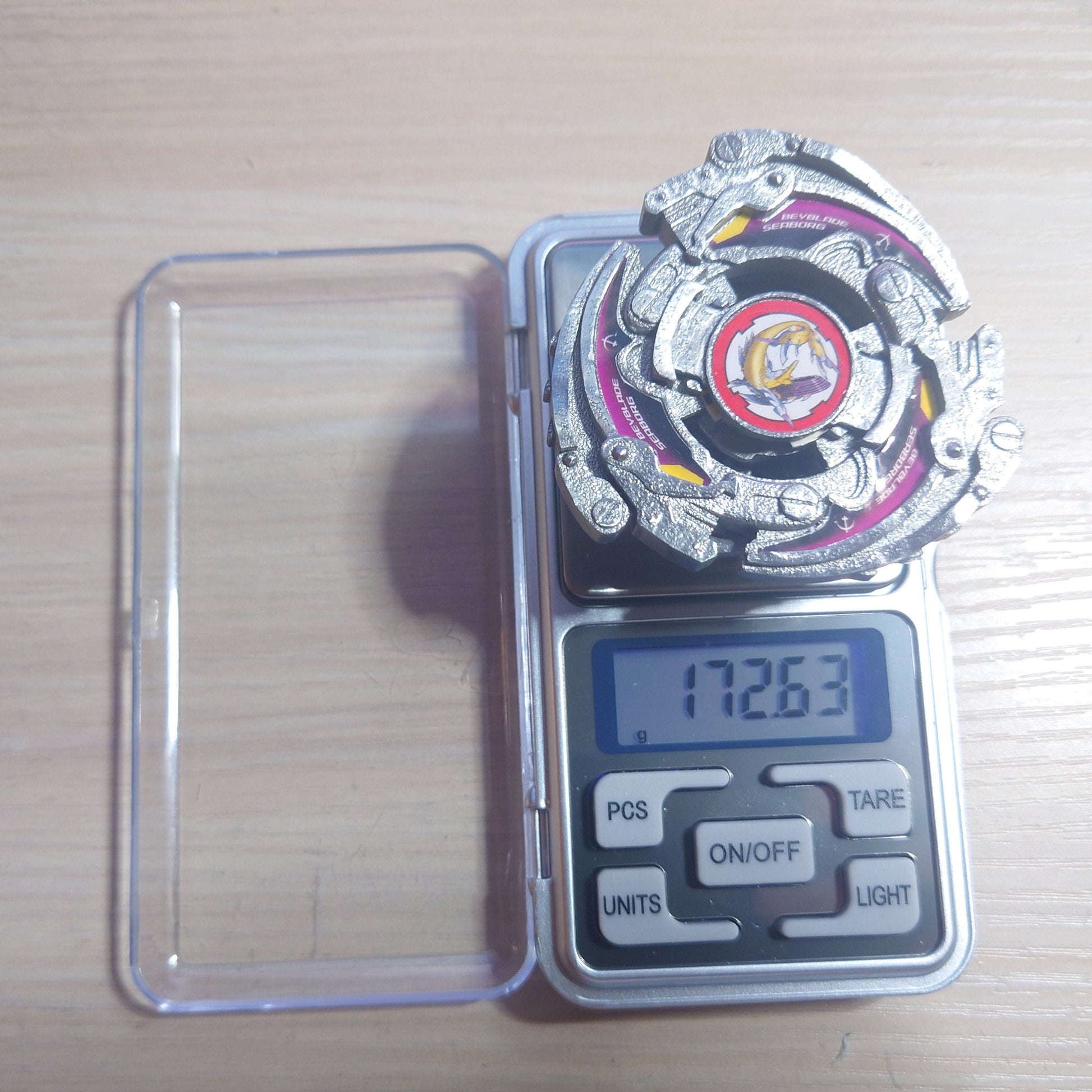 FULL METAL Beyblade Seaborg 2 (Stainless steel)