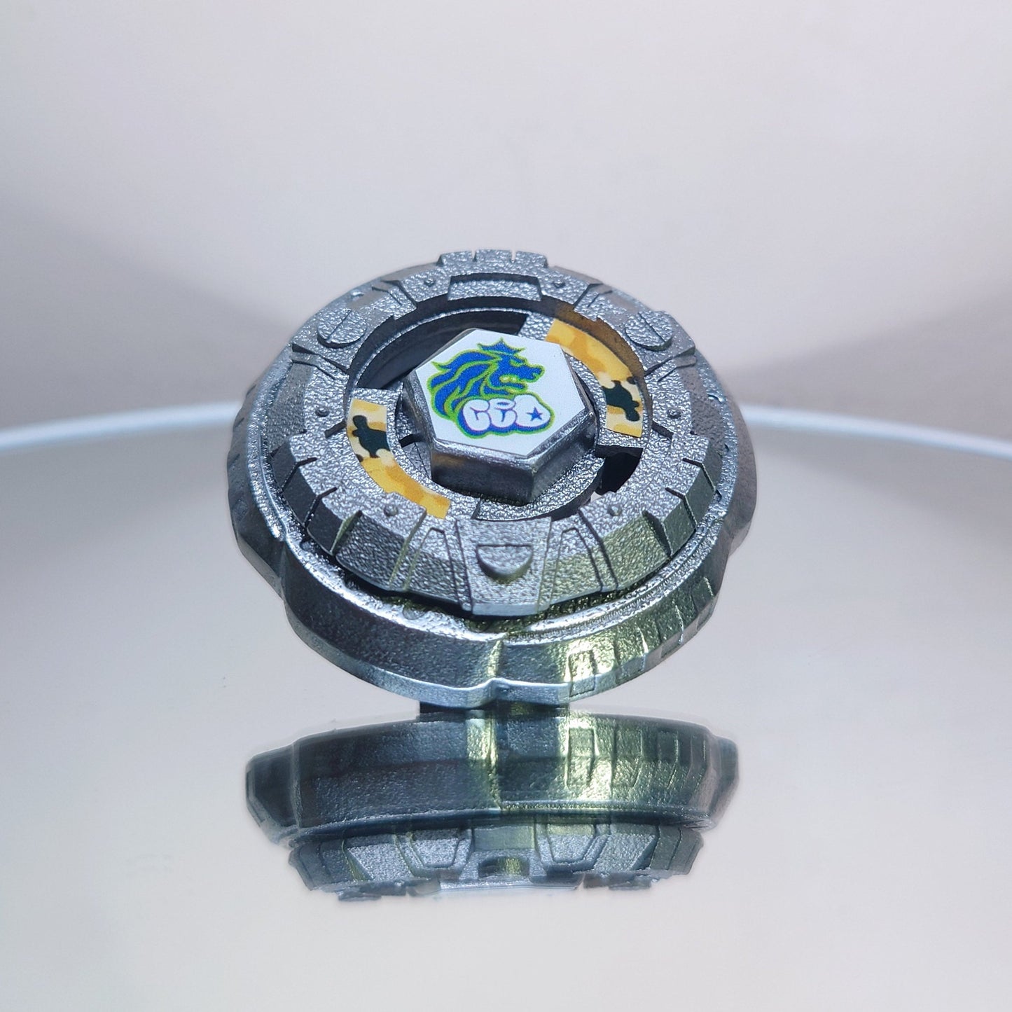 FULL METAL Beyblade Rock Leone 145WB (Stainless Steel)