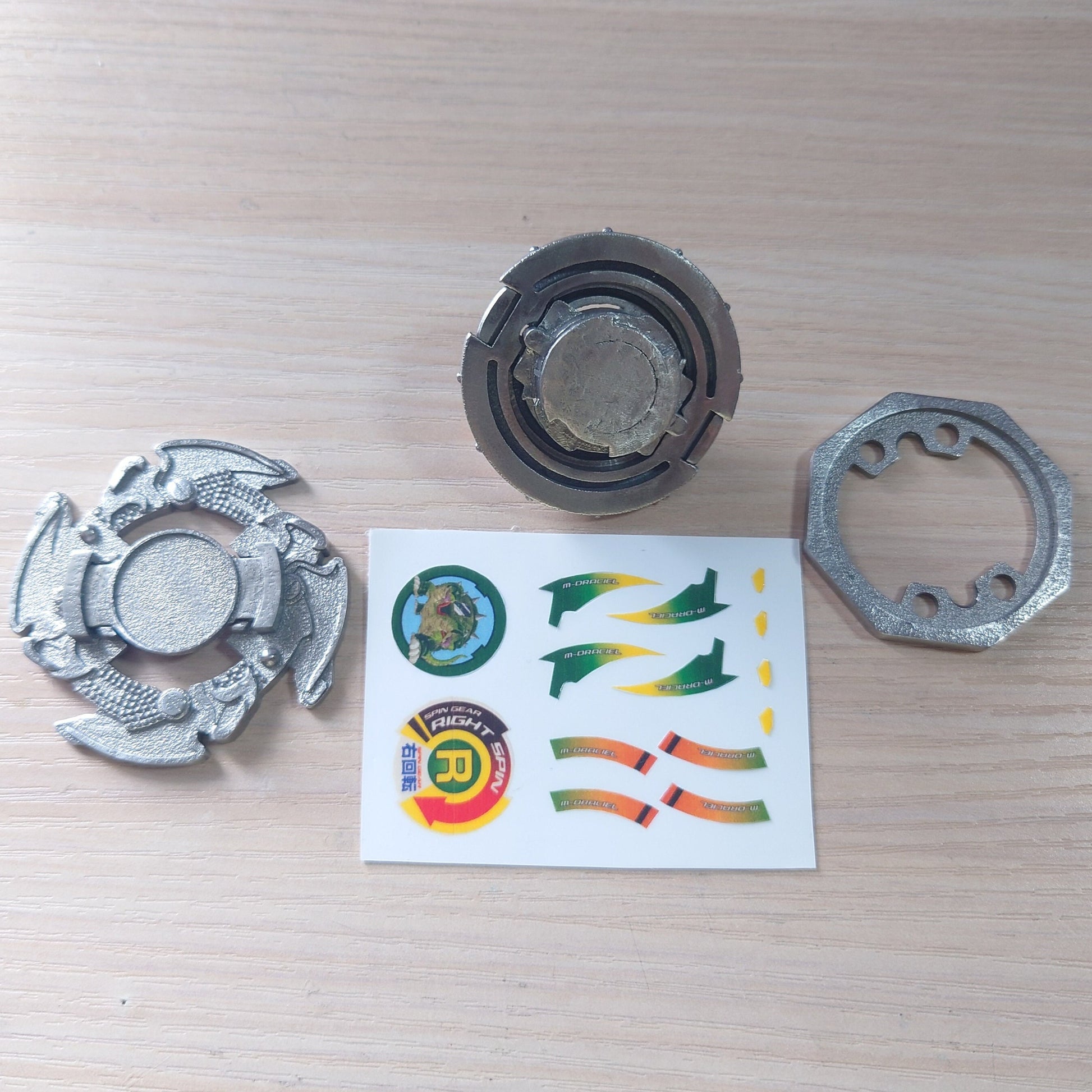 FULL METAL Beyblade Metal Draciel (Stainless steel)