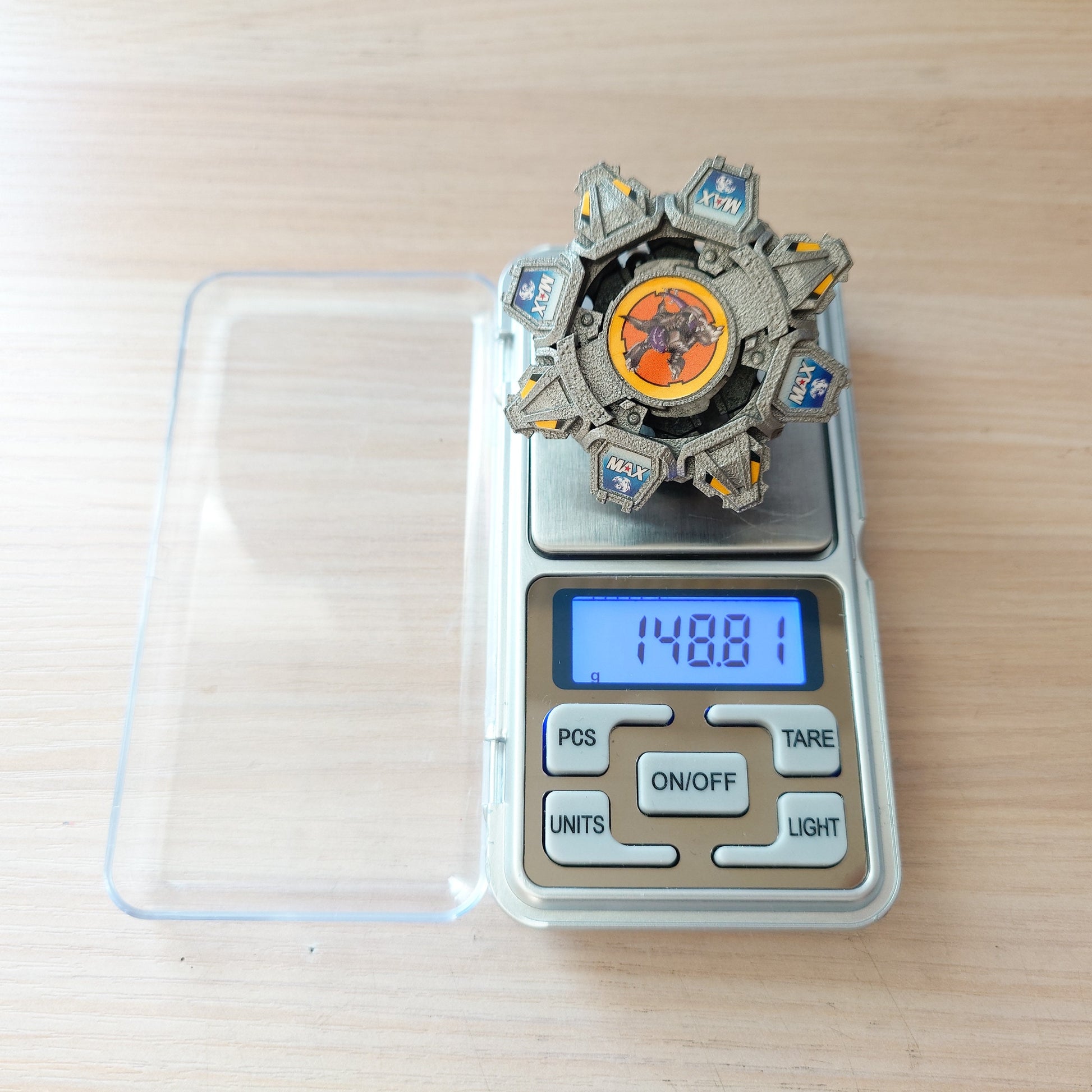 FULL METAL Beyblade Draciel F (Stainless steel)