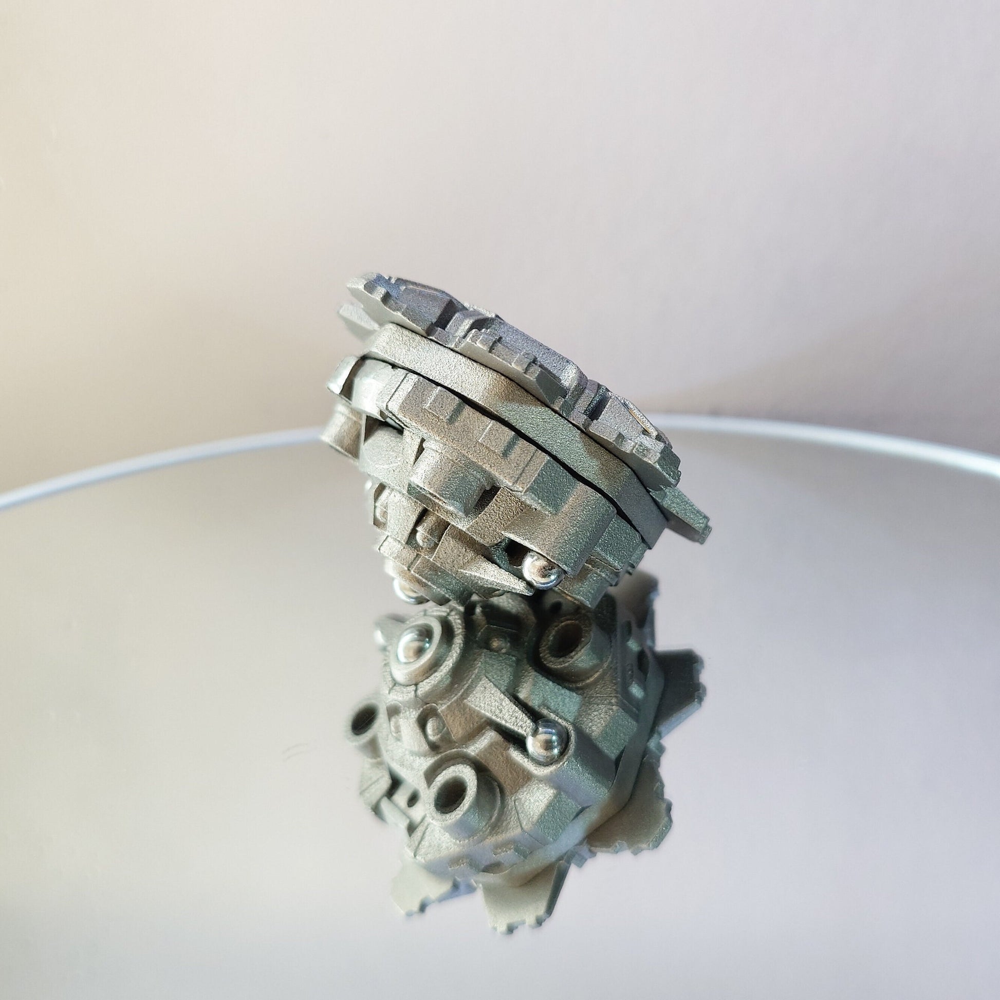 FULL METAL Beyblade Draciel F (Stainless steel)