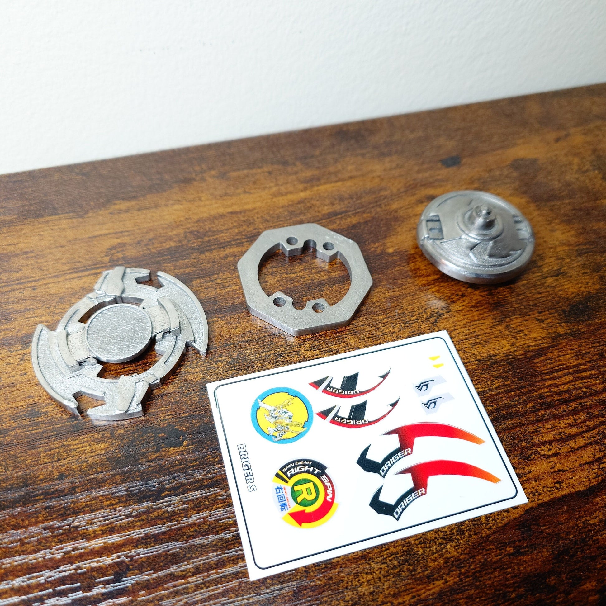 FULL METAL Beyblade Driger S (Stainless steel)