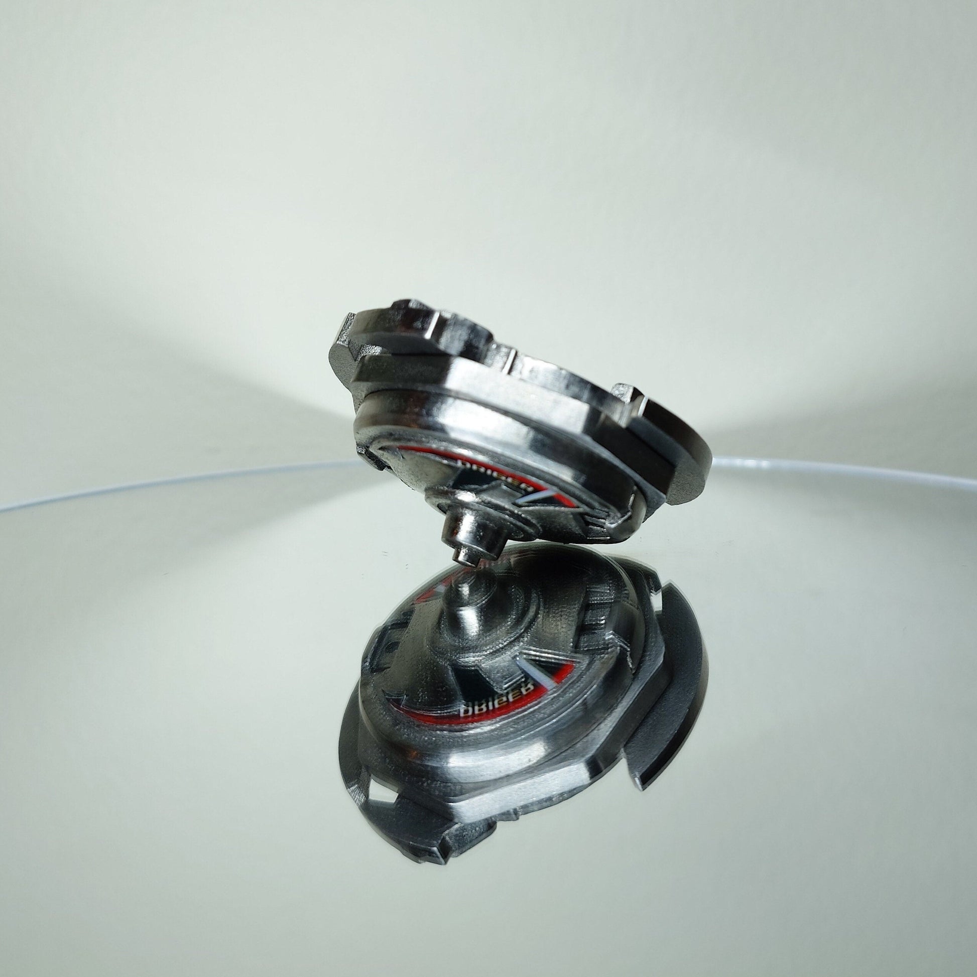 FULL METAL Beyblade Driger S (Stainless steel)