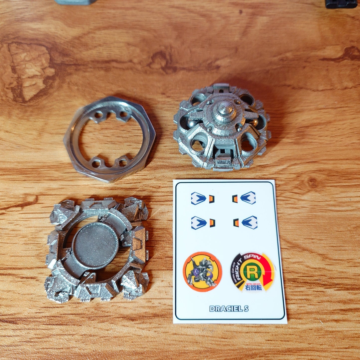 FULL METAL Beyblade Draciel S (Stainless Steel)