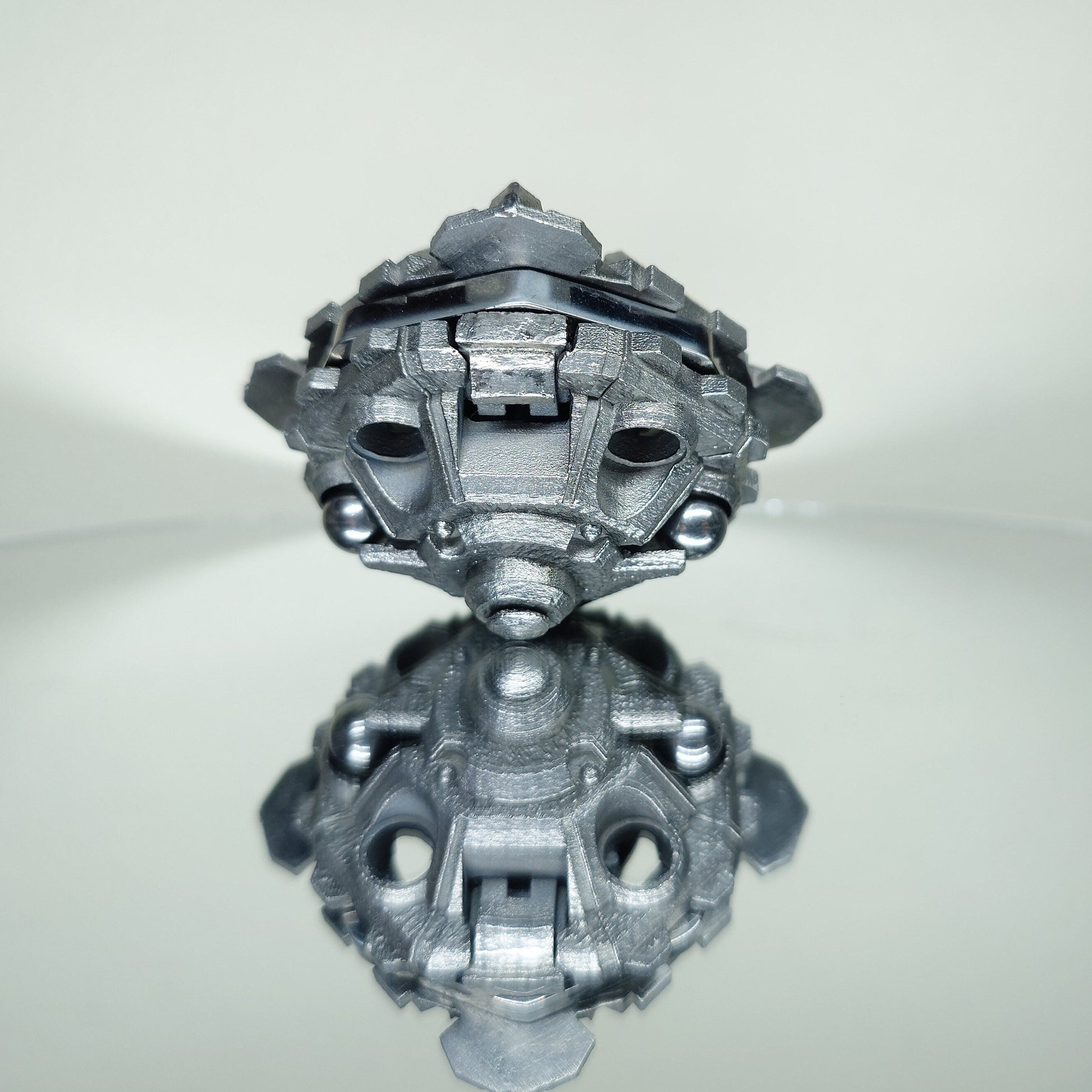 FULL METAL Beyblade Draciel S (Stainless Steel)