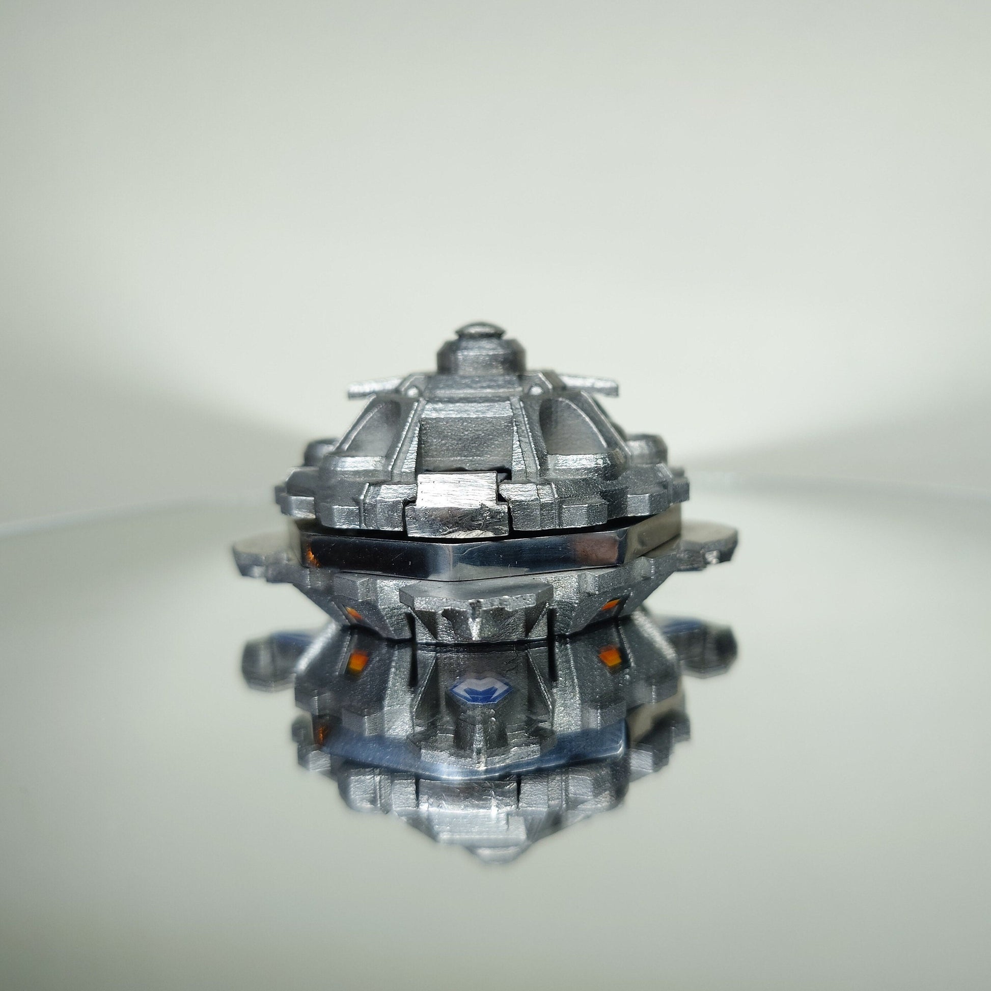 FULL METAL Beyblade Draciel S (Stainless Steel)