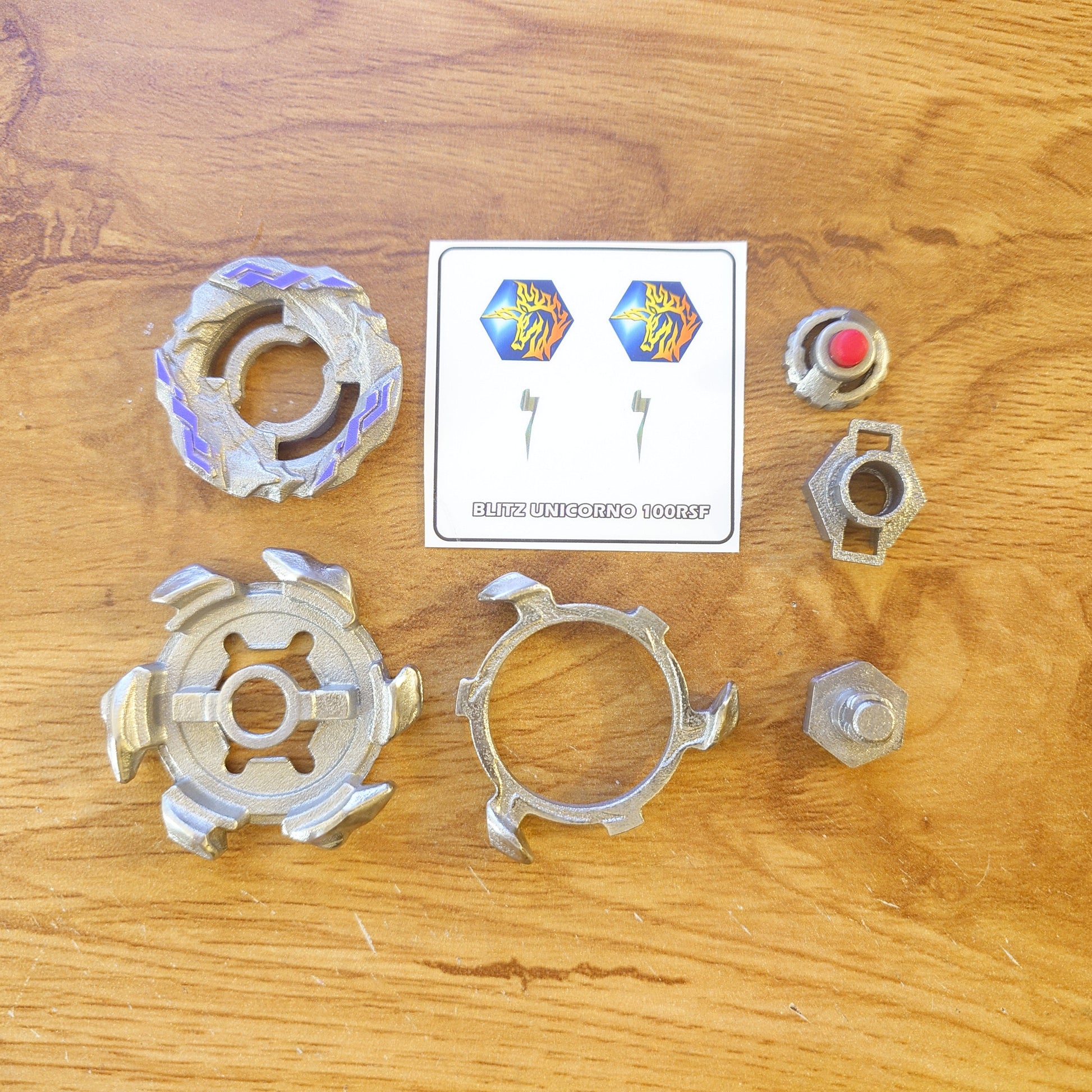 FULL METAL Beyblade - Blitz Striker (Unicorno) 100RSF (Metal fight)