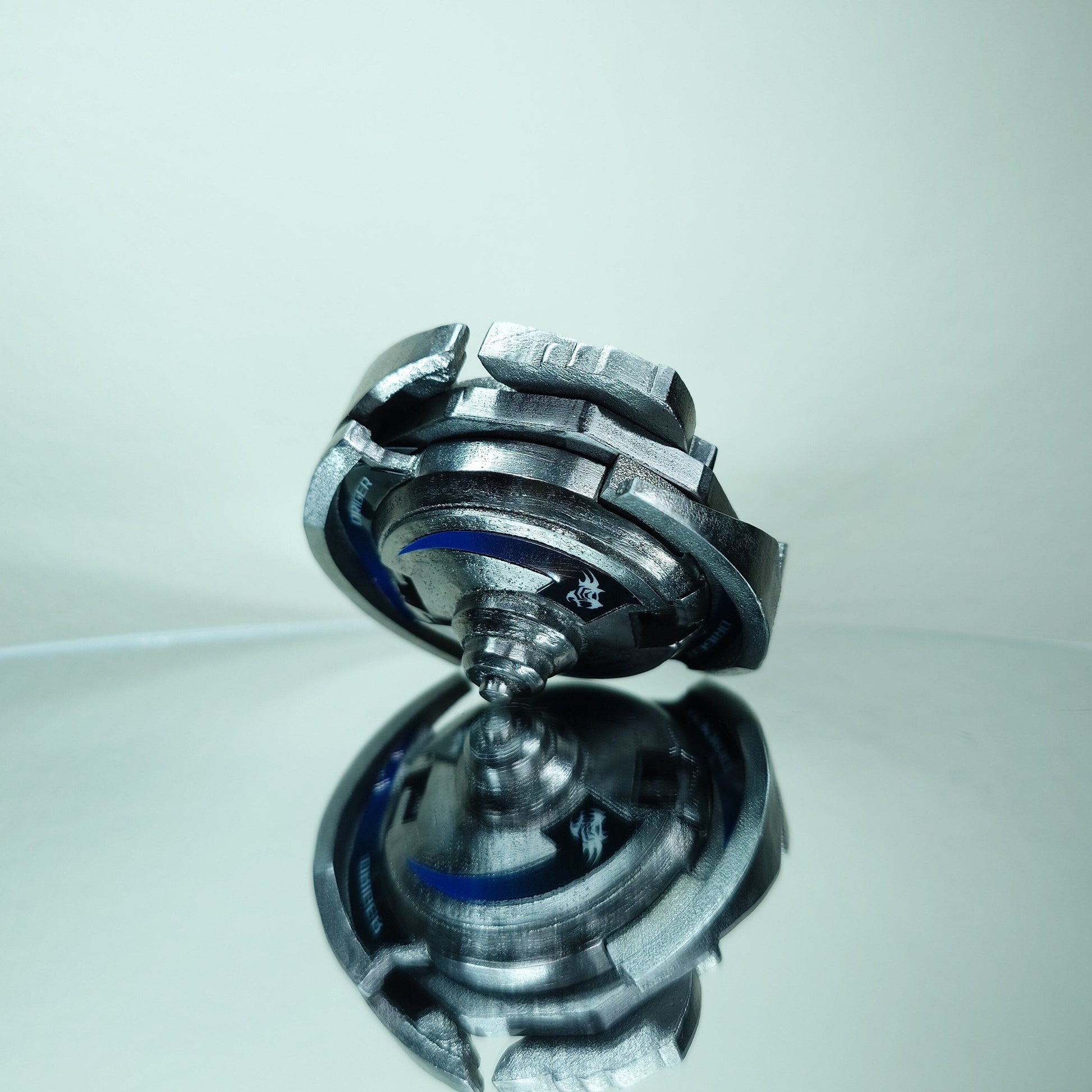 FULL METAL Beyblade Driger-V2 (Stainless steel)