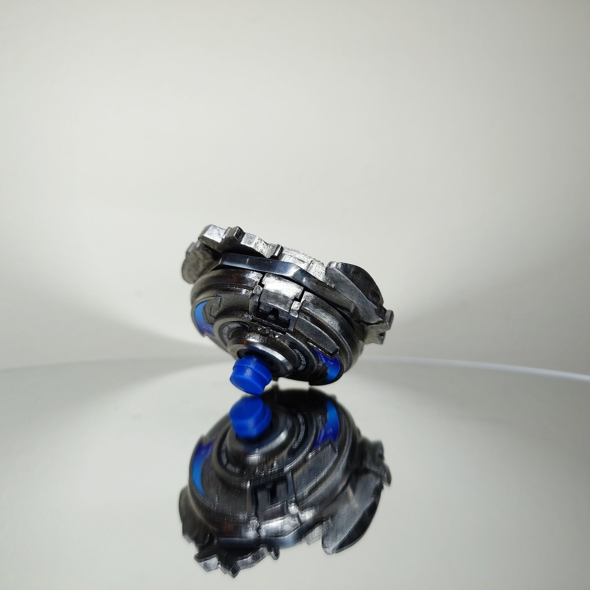 FULL METAL Beyblade Wolborg 2 (Stainless steel)