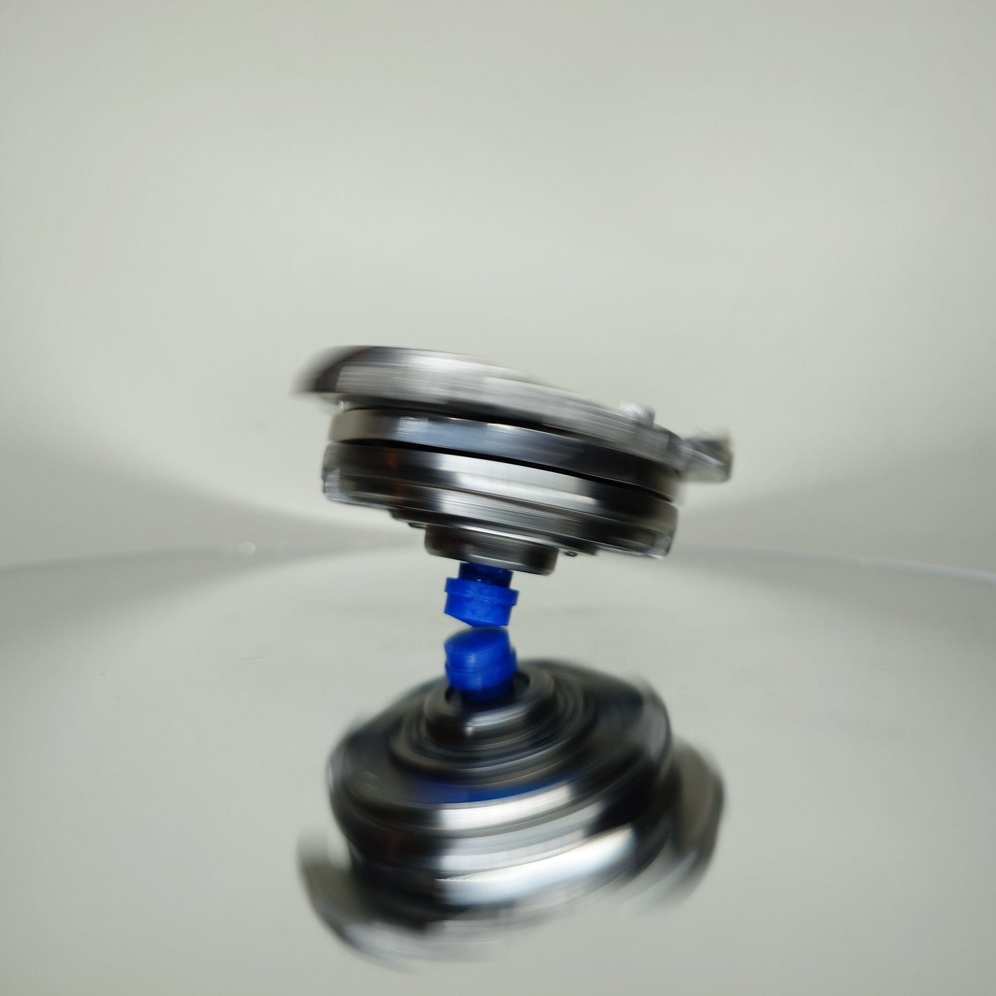 FULL METAL Beyblade Wolborg 2 (Stainless steel)