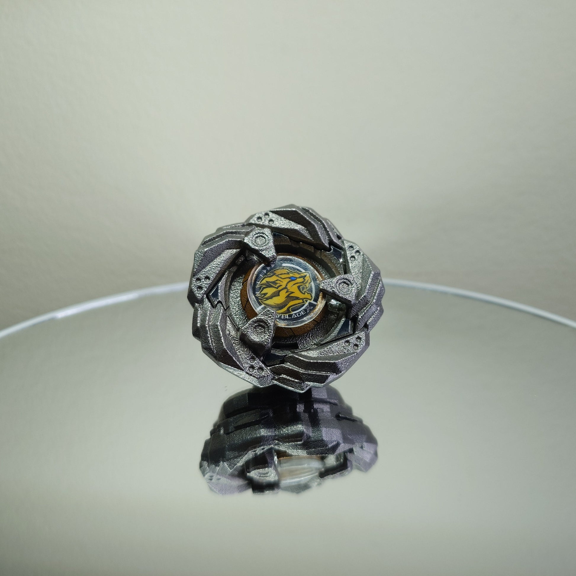 FULL METAL Beyblade LeonClaw 5-60P (Stainless steel) (Beyblade X)