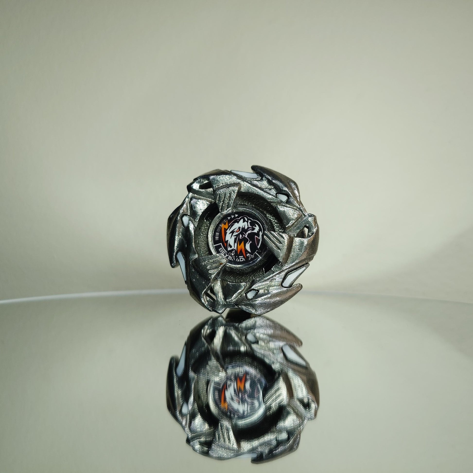 FULL METAL Beyblade Weiss Tiger 3-60U (Stainless steel) (Beyblade X)