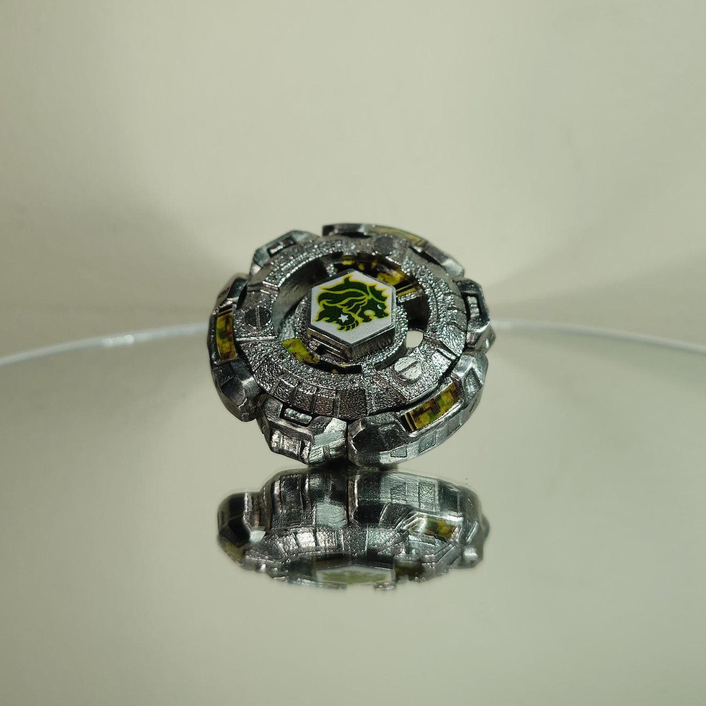 FULL METAL Beyblade Fang Leone 130W2D (Metal Fight) (Stainless steel)