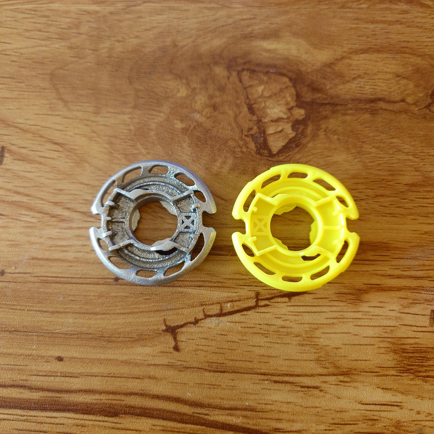 Beyblade X - METAL Assist Blade - Round - CX (Stainless steel)