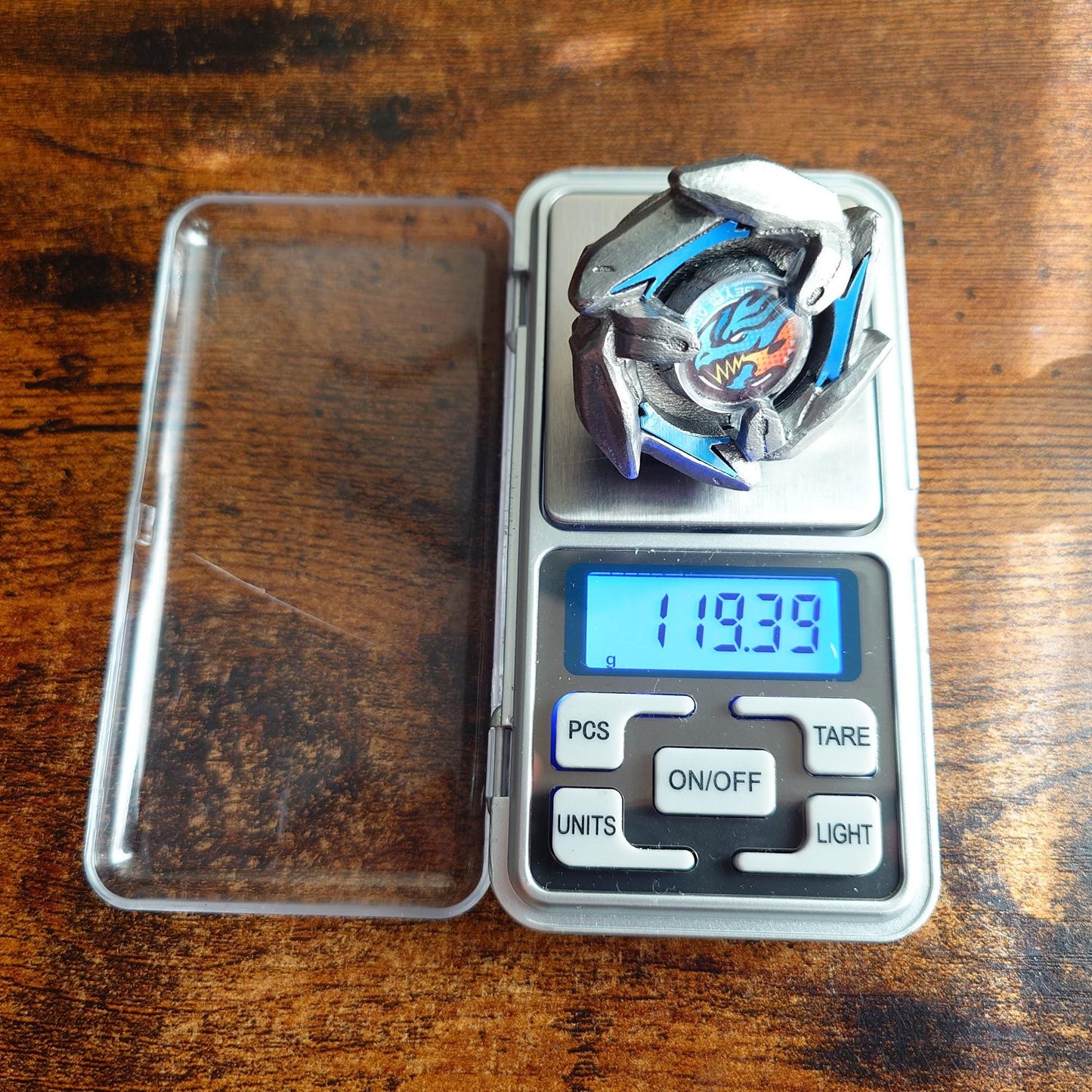 FULL METAL Beyblade DranDagger 4-60R (Stainless steel) (Beyblade X)
