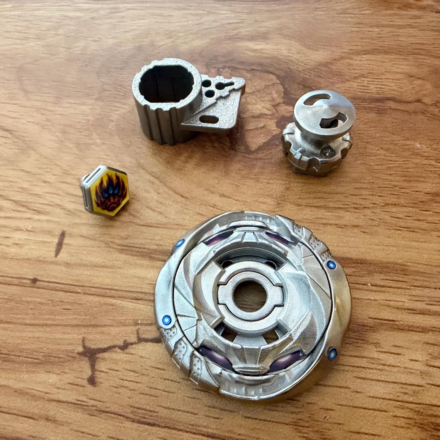 FULL METAL Beyblade Phantom Orion (Metal Fight)