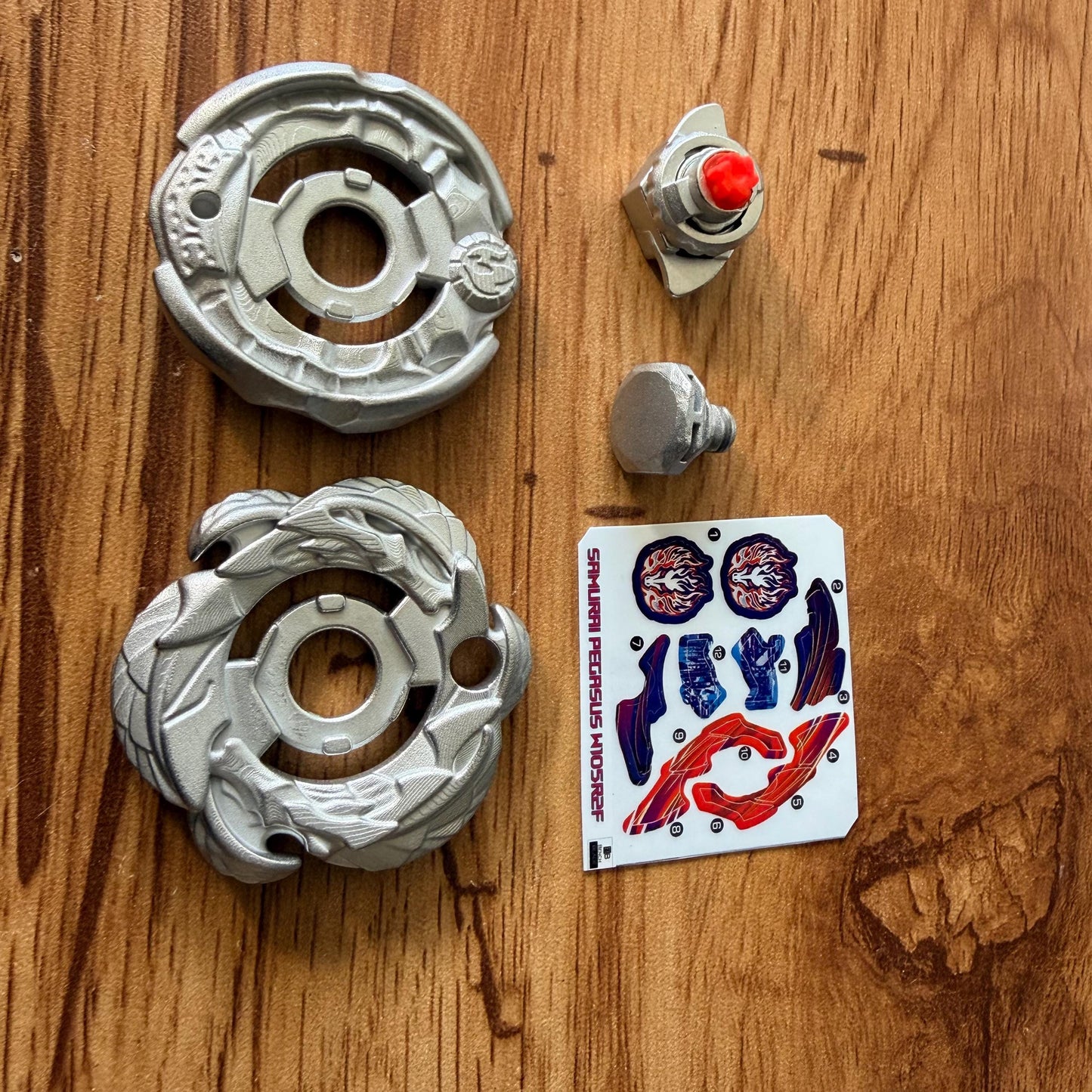 FULL METAL Beyblade Samurai Pegasus W105R2F (Metal Fight)