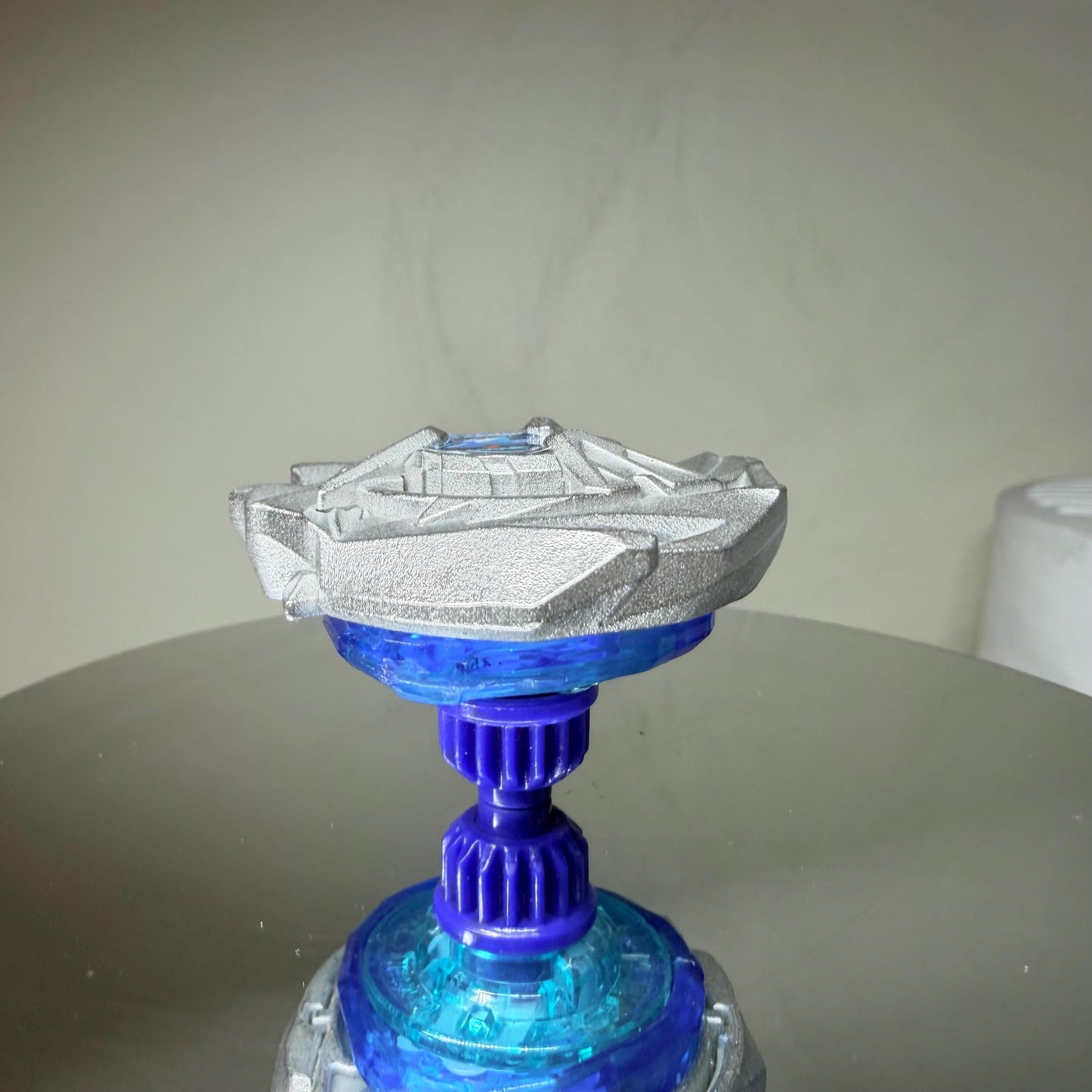 Beyblade X - Shark Scale (Stainless steel) - Full Metal Layer